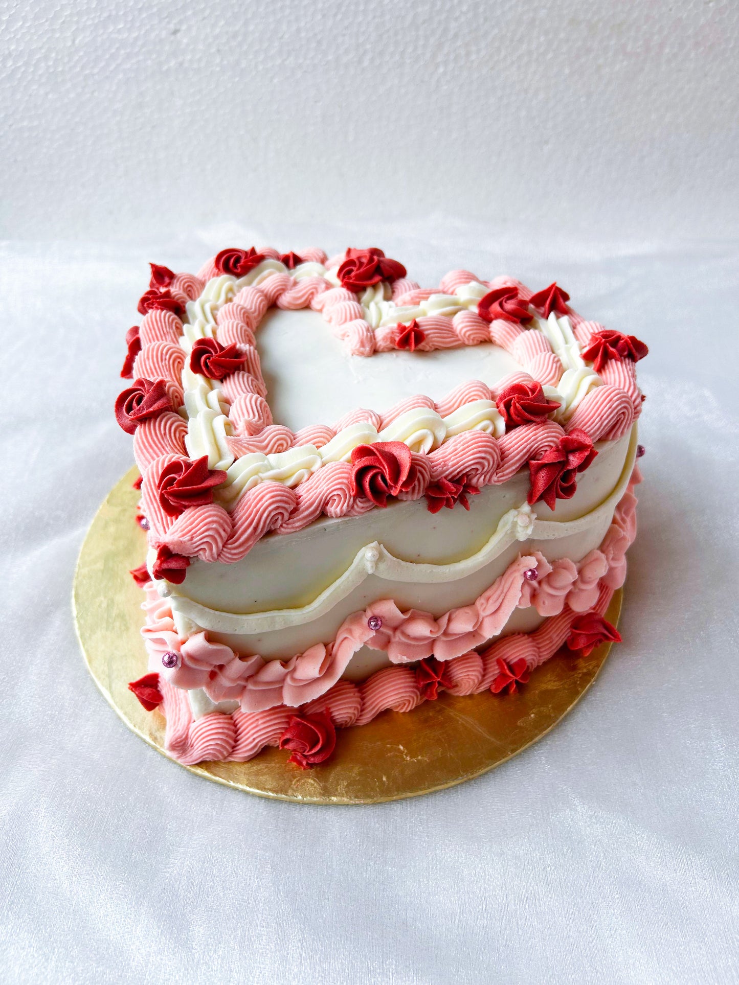 Heart Vintage Cake