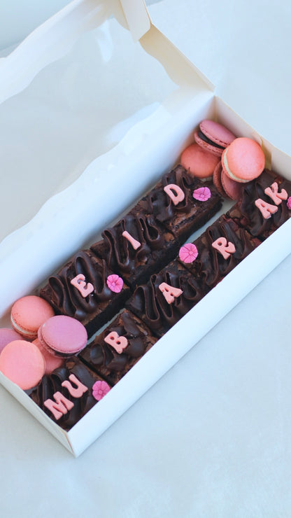 Eid Treat Box - Brownies and Macarons